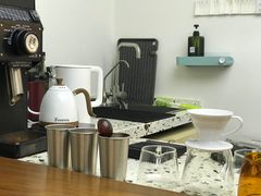 -Line 咖啡(石厦花园店)