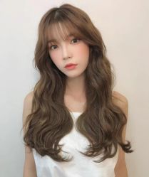 -变画·发型STUDIO