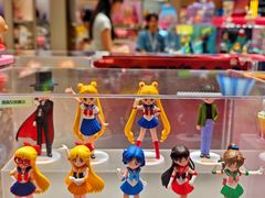 -泡泡玛特POPMART(国金街店)