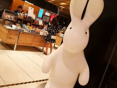 -诚品(信义店)