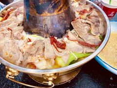 -撒拉人家.酸菜牦牛肉火锅