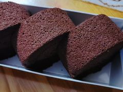 特浓巧克力卷蛋糕-红宝石·鲜奶小方(莘庄龙之梦店)
