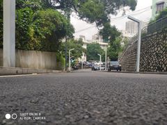 -彳亍咖啡·这里(水湾路店)