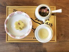 -梅间堂茶馆(绿地缤纷城店)