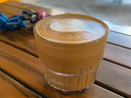 澳*