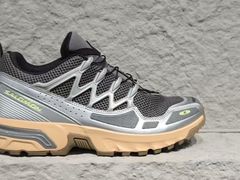 -SALOMON萨洛蒙(青岛海信店)
