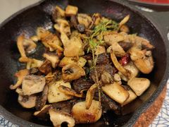 橄榄油煎蘑菇-幸薈飯堂