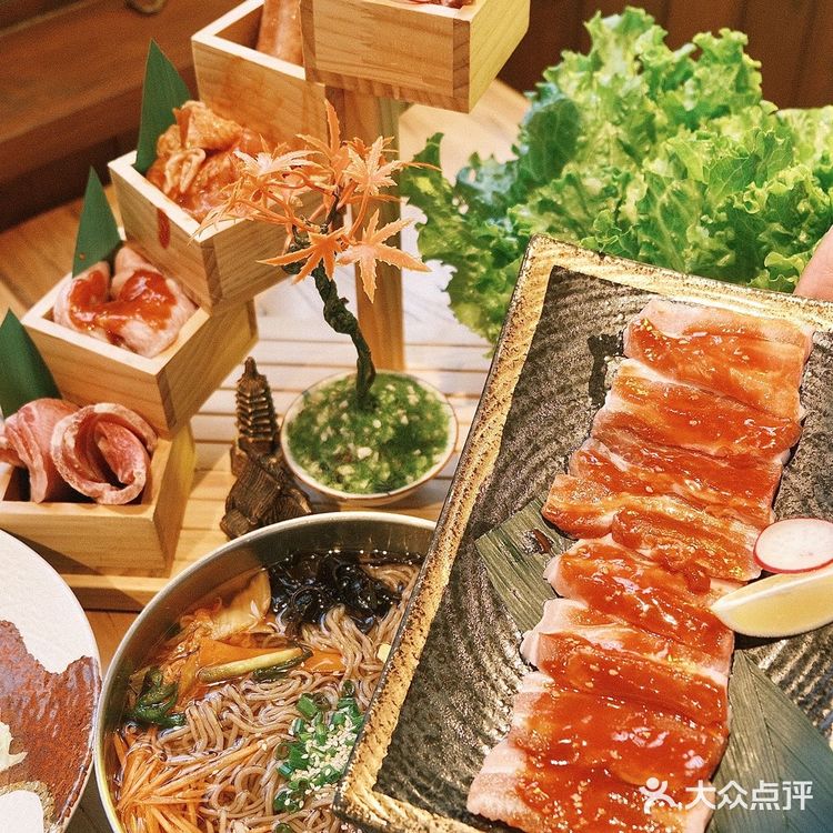 三亚美食/我怕不是在🇰🇷街头吃烤肉吧!!!