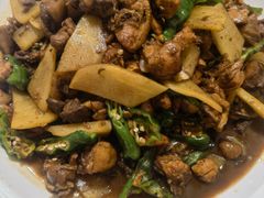 -鲁南仔·滕州炒鸡(经三路店)