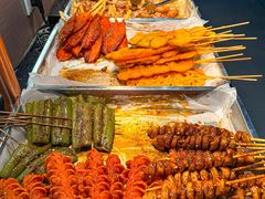 -来龍儿鲜切牛肉自助老火锅