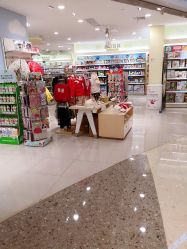 -爱婴室(上海爱琴海购物中心店)