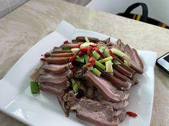 -墨脱石锅椰子鸡•香草鸭•东山羊(大东海店)