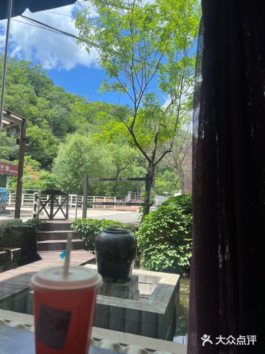 Local泰莲庭(虹鳟鱼店)图片