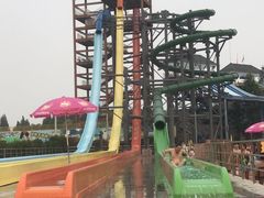 -热带风暴水上乐园(新镇路)