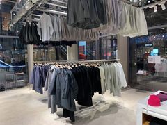 -迪桑特DESCENTE(北京三里屯BLANC店)