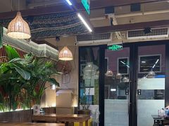 -云阿蛮云南生烫牛肉米线(奉贤路店)