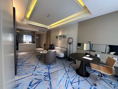 -上海漕河泾万丽酒店