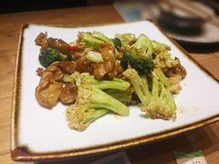-临界音乐酒馆·小龙虾·江湖菜(华熙LIVE·鱼洞店)