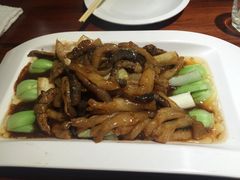 -赶海部落海鲜城(海阳路店)