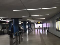 -汉中路(地铁站)