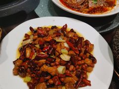 -万重锦·人文川菜馆(骡马市店)