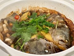 堂烹生焖炉鱼-蔼若春.传承三十年云南菜(金碧公园店)