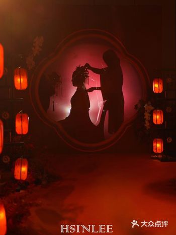 凤冠霞帔才是婚礼最霸气的打开方式