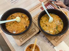 -花馬肆.云南过桥米线(汉神购物广场现场熬汤店)