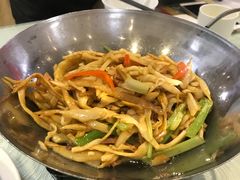 榆耳烩三笋-慈心素食馆(绳金塔店)