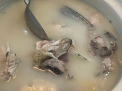 -美顺香食府鱼头老店(雪野湖店)