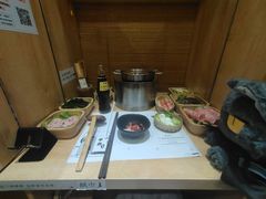 -独食火锅·半米屋台(直营总店)
