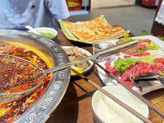 -乡土黄·鲜牛肉火锅·小龙虾(兴业街店)