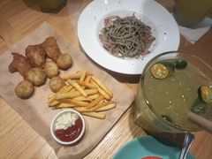 -菲滋意式餐厅(金华银泰城店)