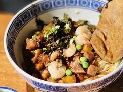 八宝辣酱面-沪西老弄堂面馆(定西路店)