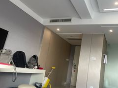 -杭州滨江宝龙城华美达酒店