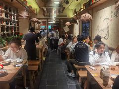 -泥糊破店小酒馆·团建聚餐(南京西路店)