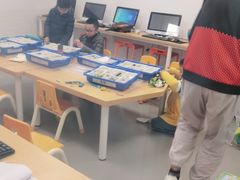 -斯坦星球AI编程·机器人科创·科学实验·信奥·思维·STEM·乐高·竞赛考级(长宁虹桥大融城荟聚中心)