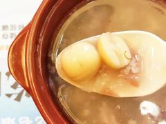 -老娘舅餐厅(黄龙体育中心店)