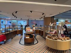 -CARINO BAKERY&CAFE(人广来福士店)