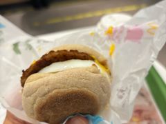 -麦当劳(上海虹桥站30B检票口楼上)