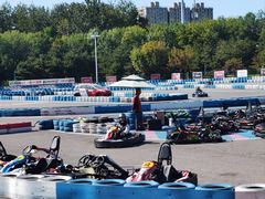 -金港秋名山·双层卡丁车场