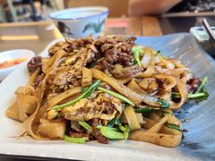 -潮界(LU·ONE凯德晶萃广场店)