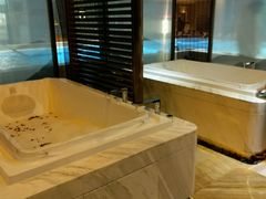 -爱乐国际温泉水疗会