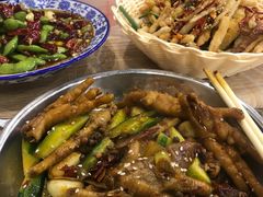 -江城燕子大排档(江汉路步行街店)