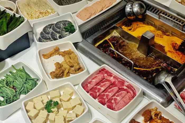 海底捞(池袋店)-"就在池袋西武百货附近,要绕道大楼后门那边.