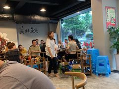 大堂-辣蛙先生美蛙鱼头(峨眉店)