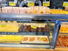 蜜语蜂糕-鲍师傅糕点(江苏路店)