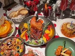 -Mogul Eatery·大亨餐酒馆