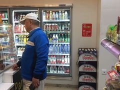 -全家便利店(襄阳南路店)