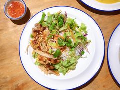 香茅烤鸡肉捞檬粉-阮氏娘·越南料理(双子塔店)